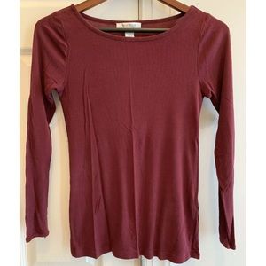 White House Black Market burgundy top